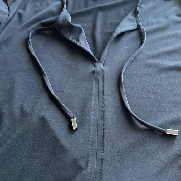 Liz Claiborne Tie Blouse Loose Fit Open V Neck Black Size XL - Picture 12 of 13